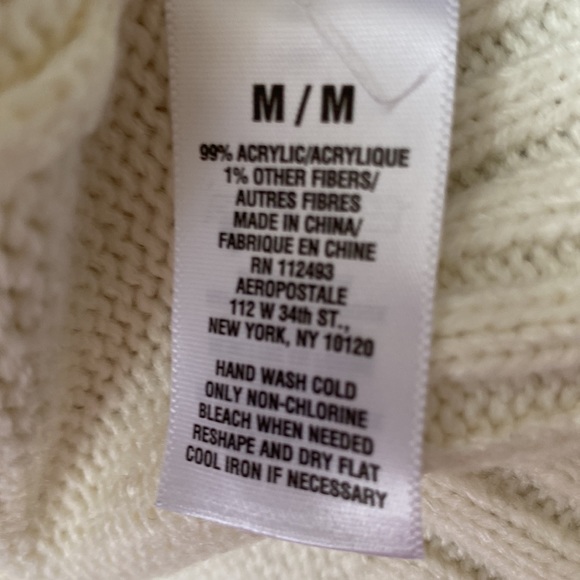 Aeropostale hooded knit cardigan sweater size medium. Ladies. - Picture 12 of 13